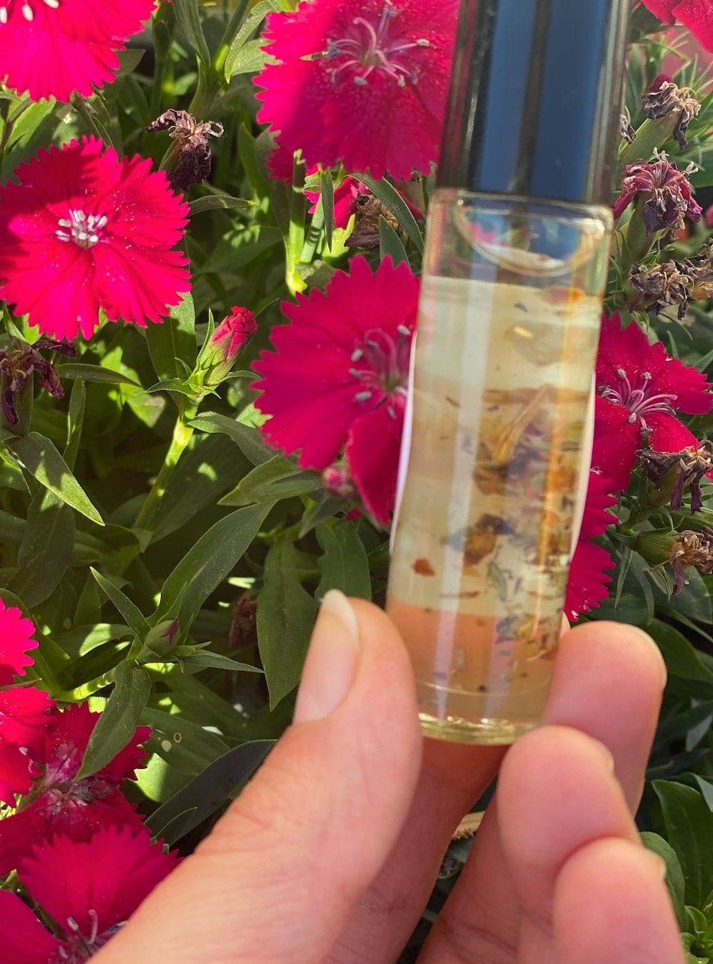 Conditioning oil of Cosmic Goddess for divine feminine healing