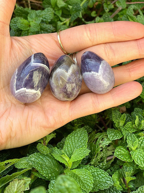 Chevron amethyst undrilled yoni egg