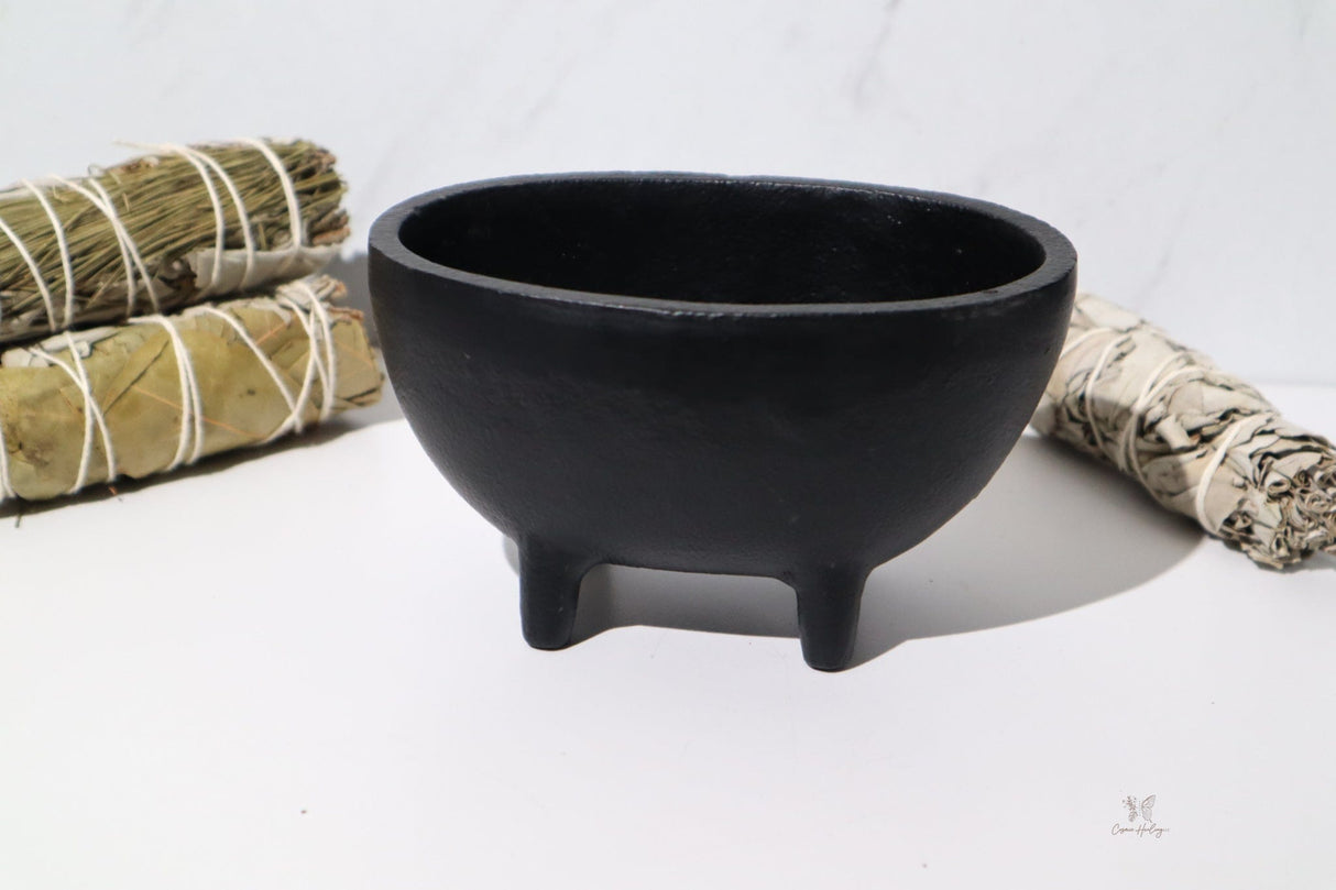 Oval Cast Iron Cauldron 5 1/2"L x 3 1/4"H - Shop Cosmic Healing