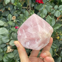 rose quartz point