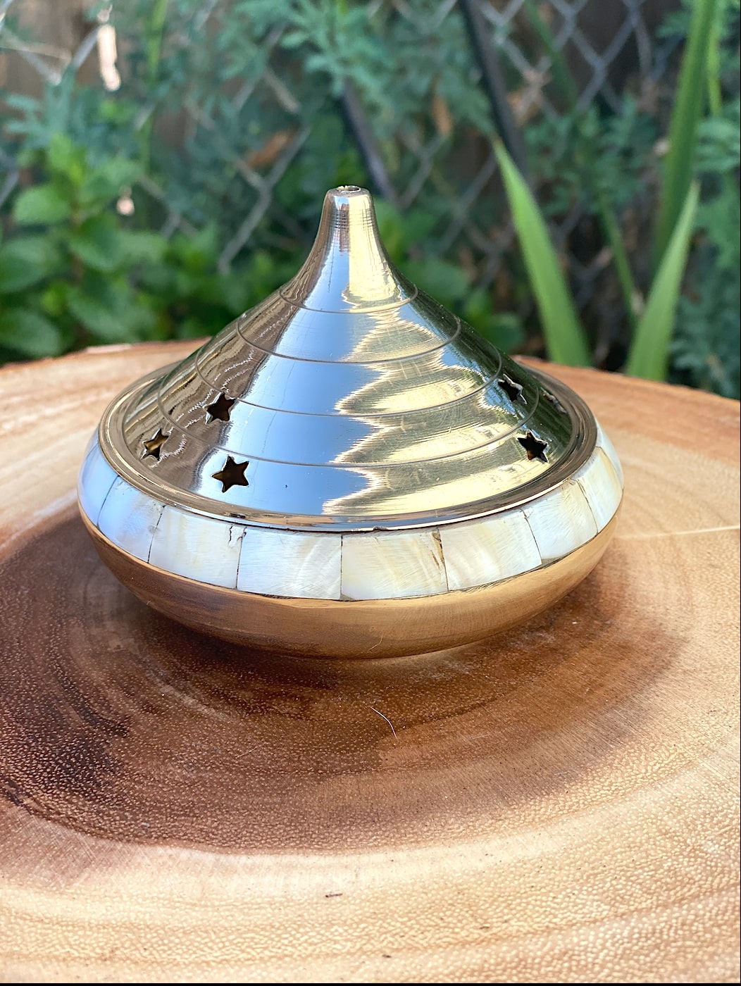 Temple Burner w/ Mother of Pearl 4"D
